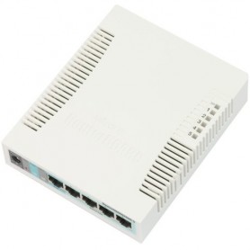 MikroTik CSS106-5G-1S RouterBOARD 260GS 5, port Gigabit smart switch with SFP cage, SwOS, plastic case, PSU